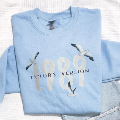 Taylor Swift 1989 Taylors Version Sweatshirt - Blue Swíftie Gift Crewneck - Shoptown Boutique