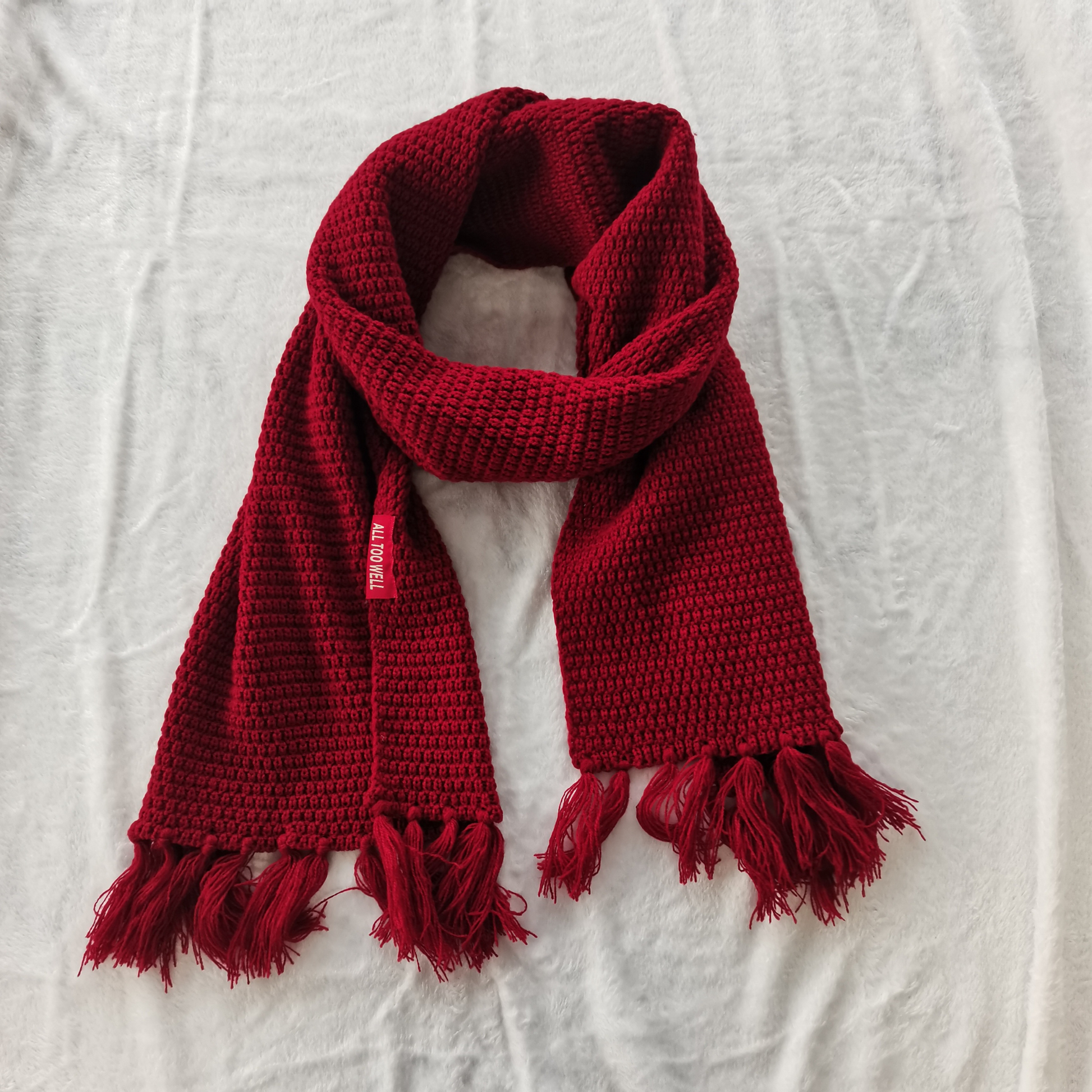 taylor swift red scarf, taylor swift scarf